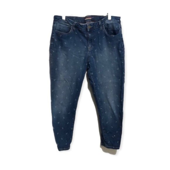 Tommy Hilfiger Denim - Tommy Hilfiger Medium Wash  Denim Anchor Capri Womens Size 12